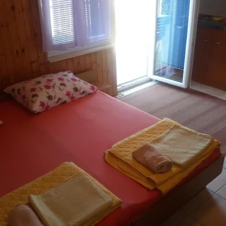 アパート By The Sea Podaca, Makarska - 11155 ポダツァ